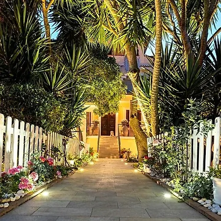 La Sul Corso Bed & Breakfast 4*